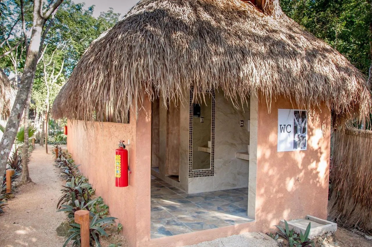 Alojamento de Turismo Selvagem Joy Tulum - Adults Only. Vila